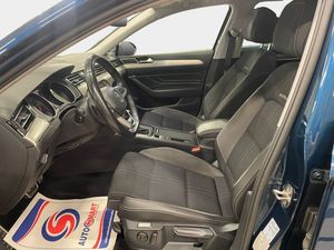 Volkswagen Passat bild 9