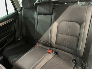 Volkswagen Passat bild 13