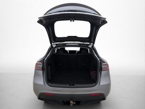 Tesla Model Y bild 28