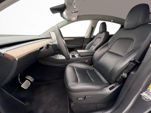 Tesla Model Y bild 10