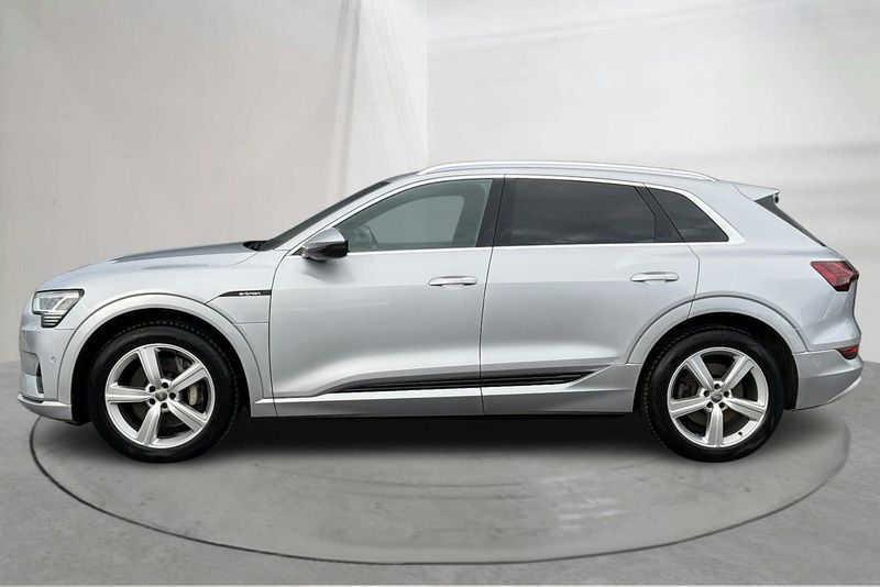 Audi e-tron bild 2
