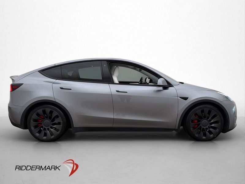 Tesla Model Y bild 10