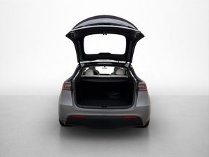 Tesla Model Y bild 17