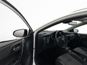 Toyota Auris bild 11