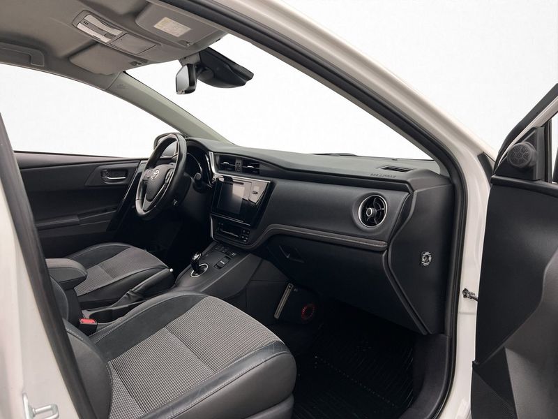 Toyota Auris bild 14