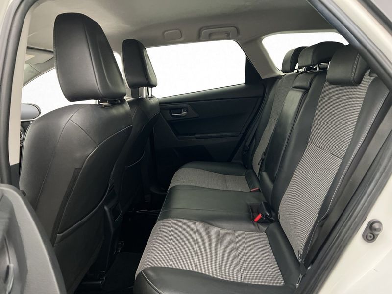 Toyota Auris bild 17