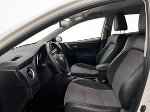 Toyota Auris bild 12