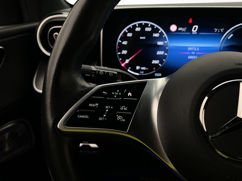 Mercedes GLC300 bild 31