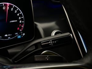 Mercedes GLC300 bild 33