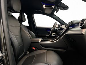 Mercedes GLC300 bild 14