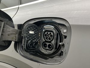 Mercedes GLC300 bild 19