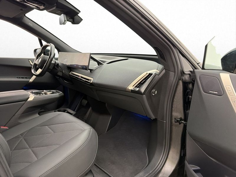 BMW iX bild 15