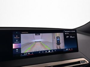 BMW iX bild 23