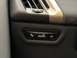 BMW iX bild 32