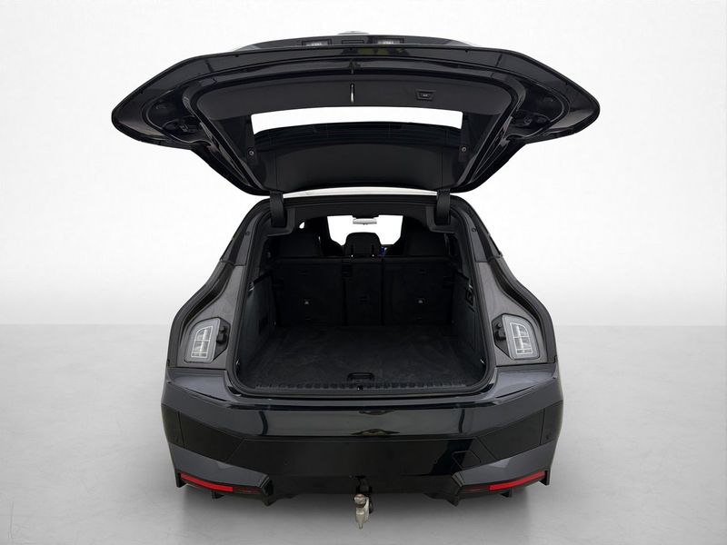 BMW iX bild 17