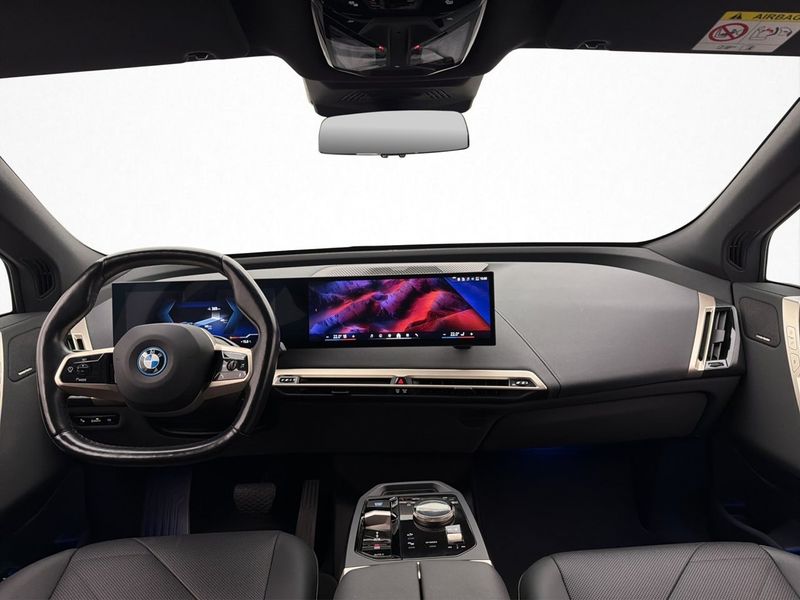 BMW iX bild 13