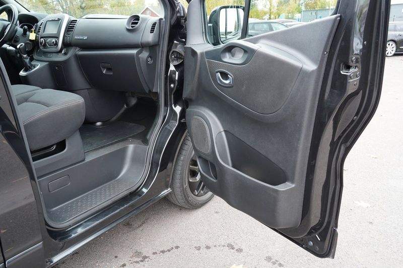 Renault Trafic bild 18