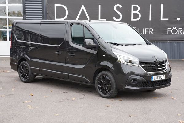 Renault Trafic Blue dCi 170HK Racing Spirit / Värmare / Navi / Inrede - 2022
