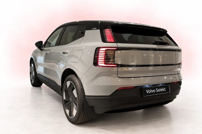 Volvo EX30 bild 2