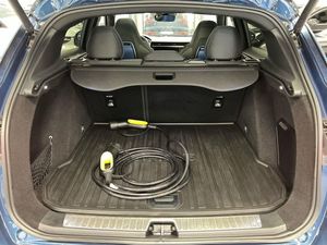 Lynk & Co 01 bild 26