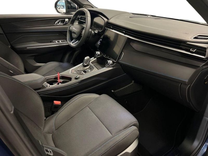 Lynk & Co 01 bild 13