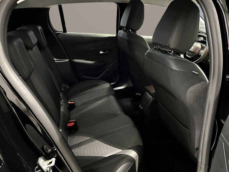 Peugeot 208 bild 6