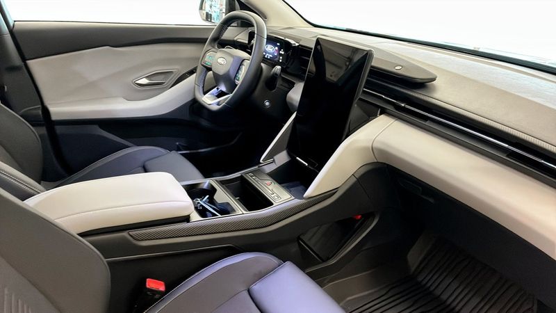 Ford Explorer bild 3