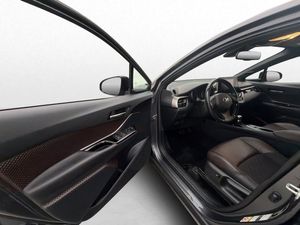Toyota C-HR bild 15