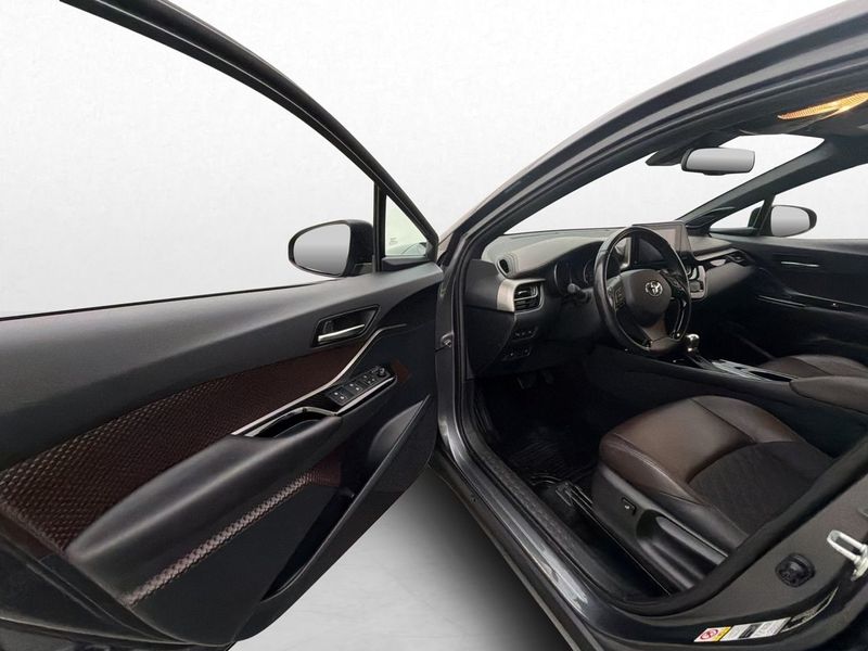 Toyota C-HR bild 15