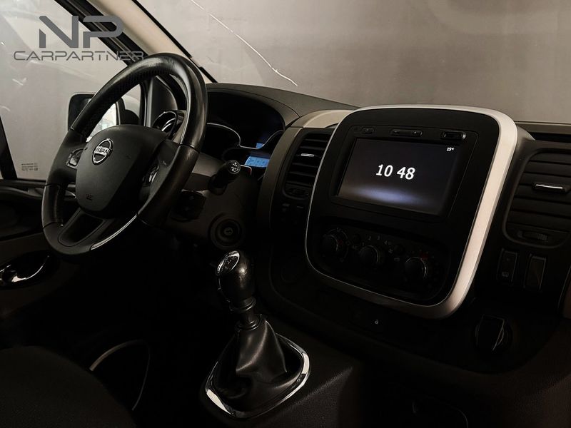 Nissan NV300 bild 8