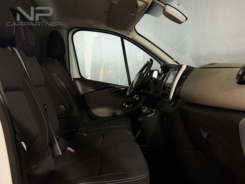 Nissan NV300 bild 7