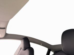 Tesla Model Y bild 14