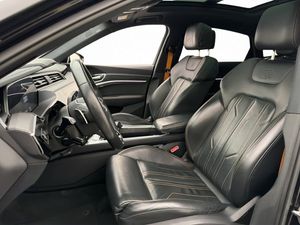 Audi e-tron Sportback bild 12