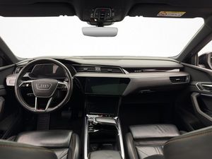 Audi e-tron Sportback bild 22