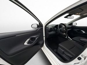 Toyota Yaris bild 9