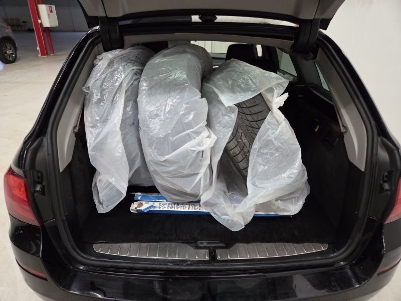 BMW 520 bild 10