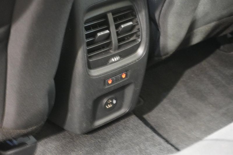 Ford Kuga bild 12