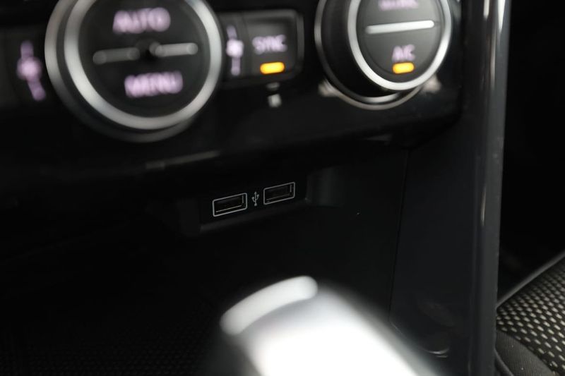 Volkswagen T-Roc bild 27