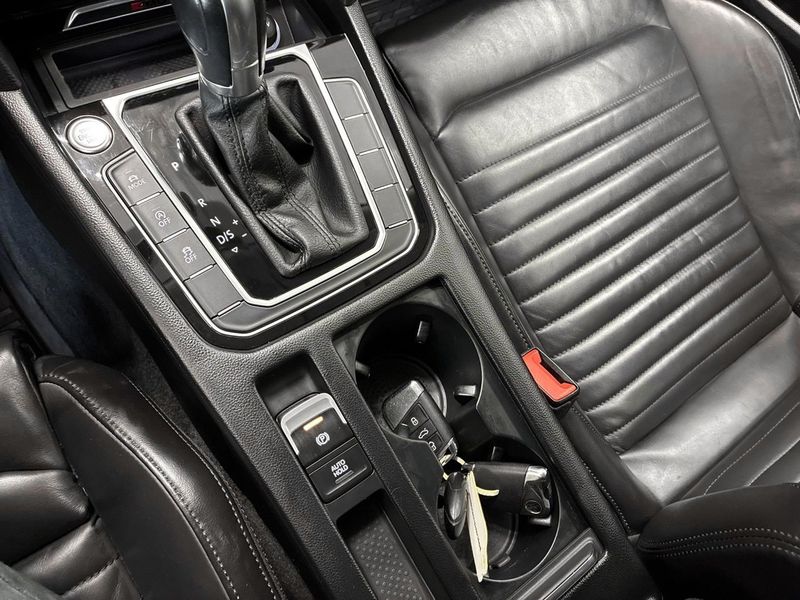 Volkswagen Passat bild 17