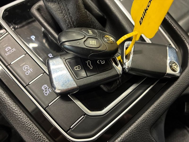 Volkswagen Passat bild 18
