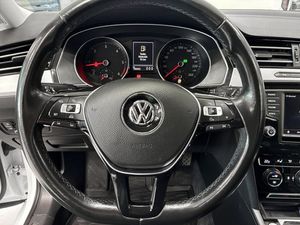 Volkswagen Passat bild 12