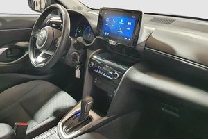 Toyota Yaris Cross bild 16