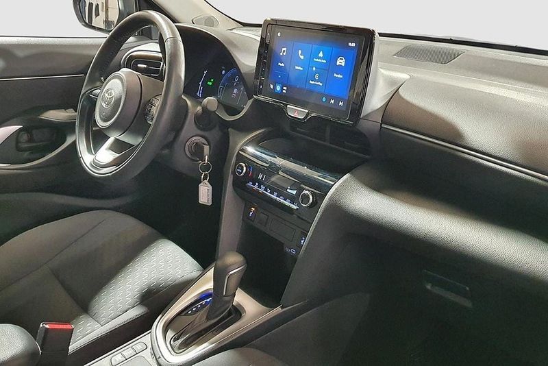 Toyota Yaris Cross bild 16