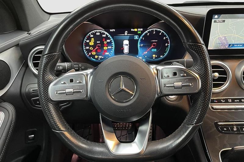 Mercedes GLC300 bild 11