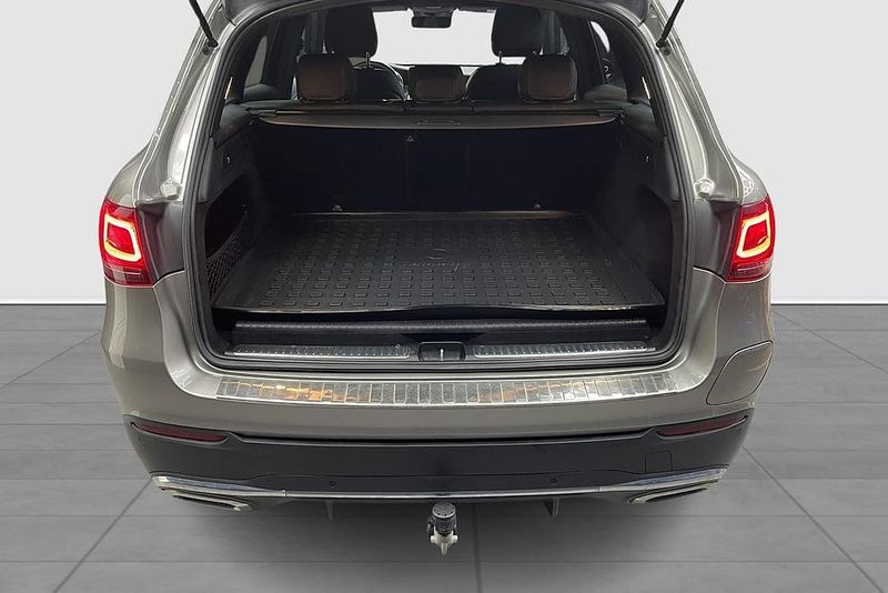 Mercedes GLC300 bild 4