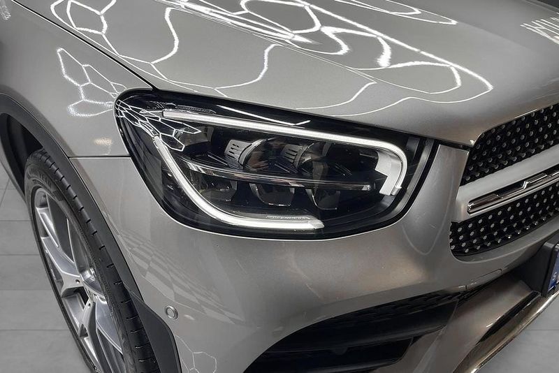 Mercedes GLC300 bild 9