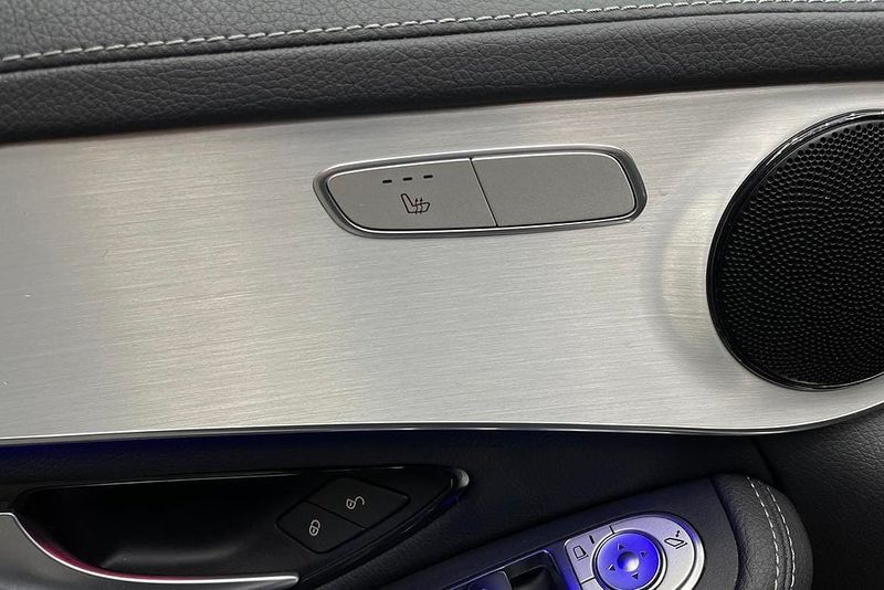 Mercedes GLC300 bild 17