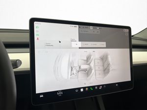 Tesla Model Y bild 22