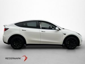 Tesla Model Y bild 8