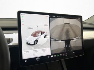 Tesla Model Y bild 15